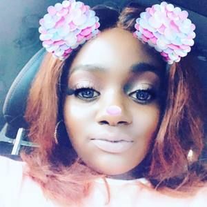 Meet your Posher, Lashay